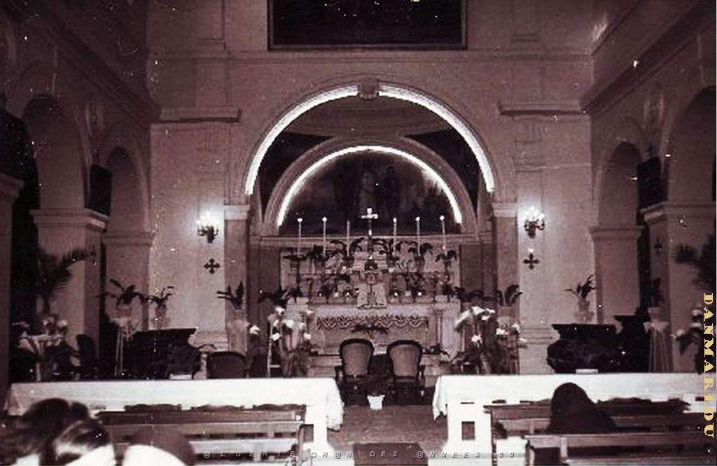 MB ga- 14- eglise Saint Louis- Interieur.jpg